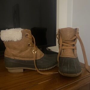 tommy hilfiger duck boots